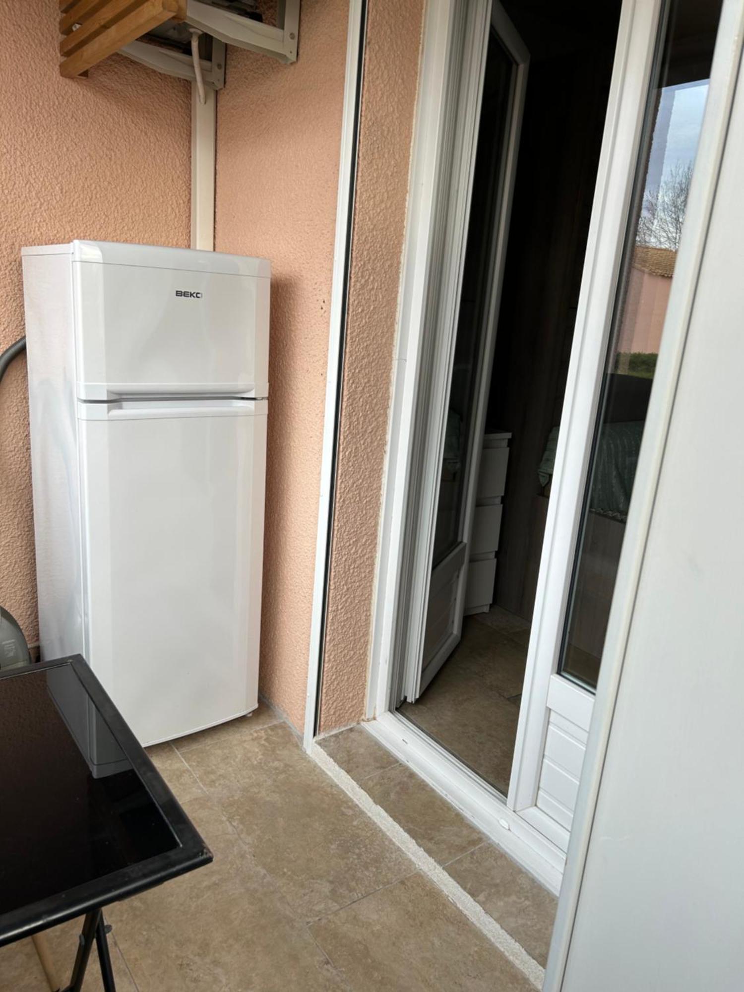 Studio Climatise Proche Port Et Plages La Londe-les-Maures Εξωτερικό φωτογραφία